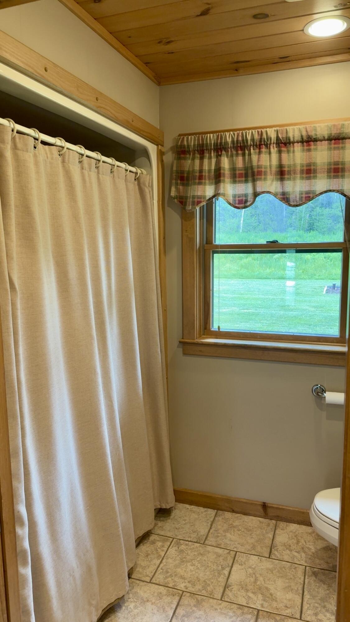 422 Champlain Street Van Buren, ME 04785 - Photo 37 of 100 IMG_1756