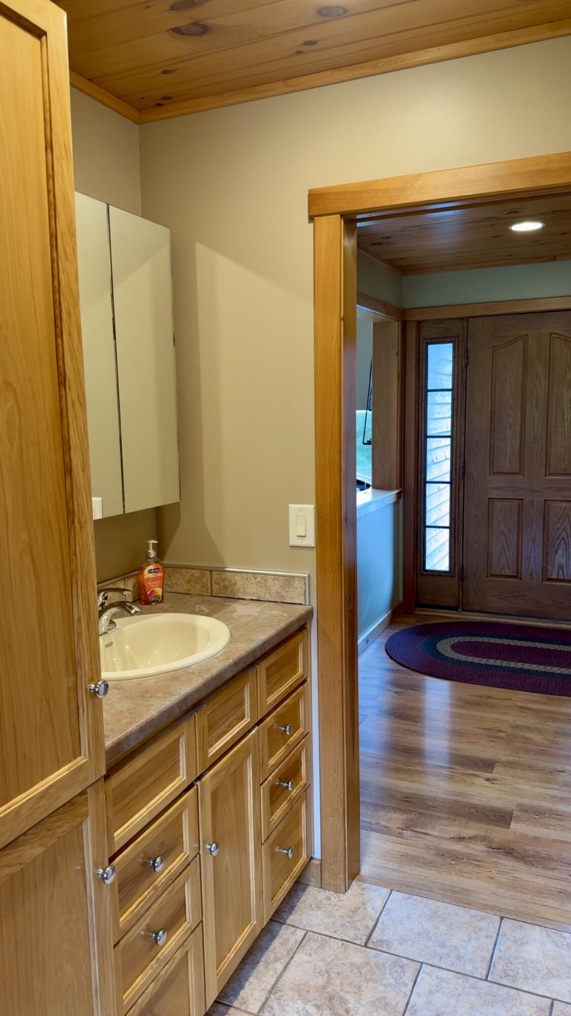 422 Champlain Street Van Buren, ME 04785 - Photo 38 of 100 IMG_1757