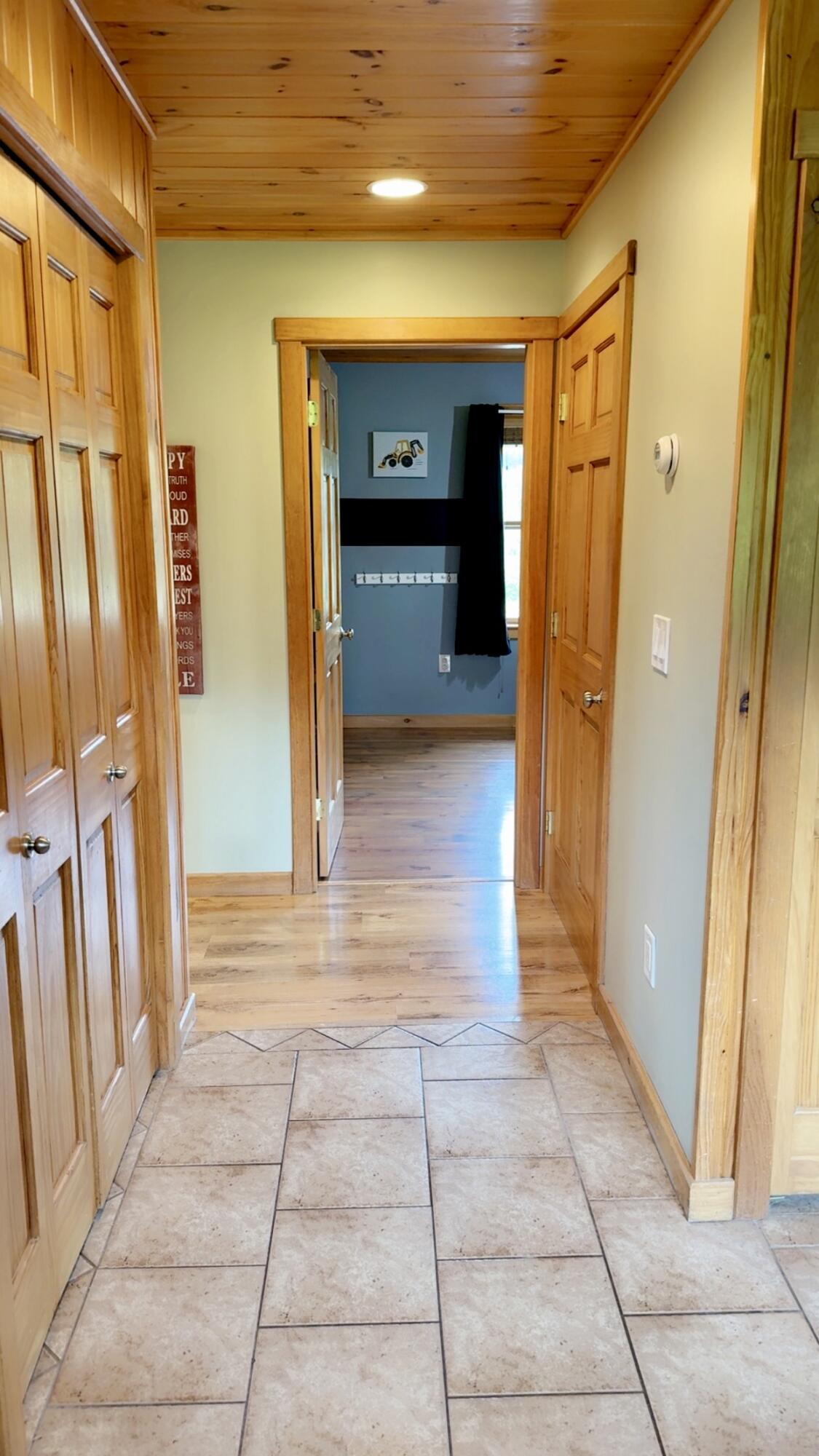 422 Champlain Street Van Buren, ME 04785 - Photo 53 of 100 IMG_1764