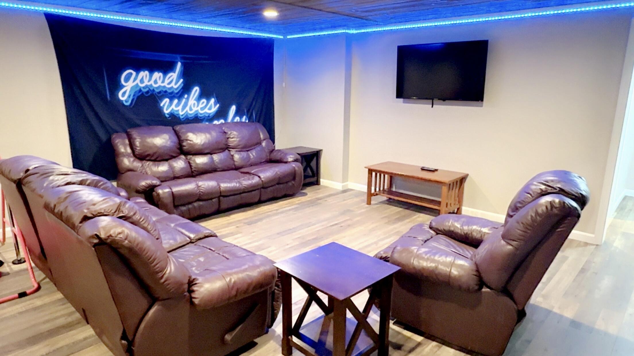 422 Champlain Street Van Buren, ME 04785 - Photo 71 of 100 IMG_1800