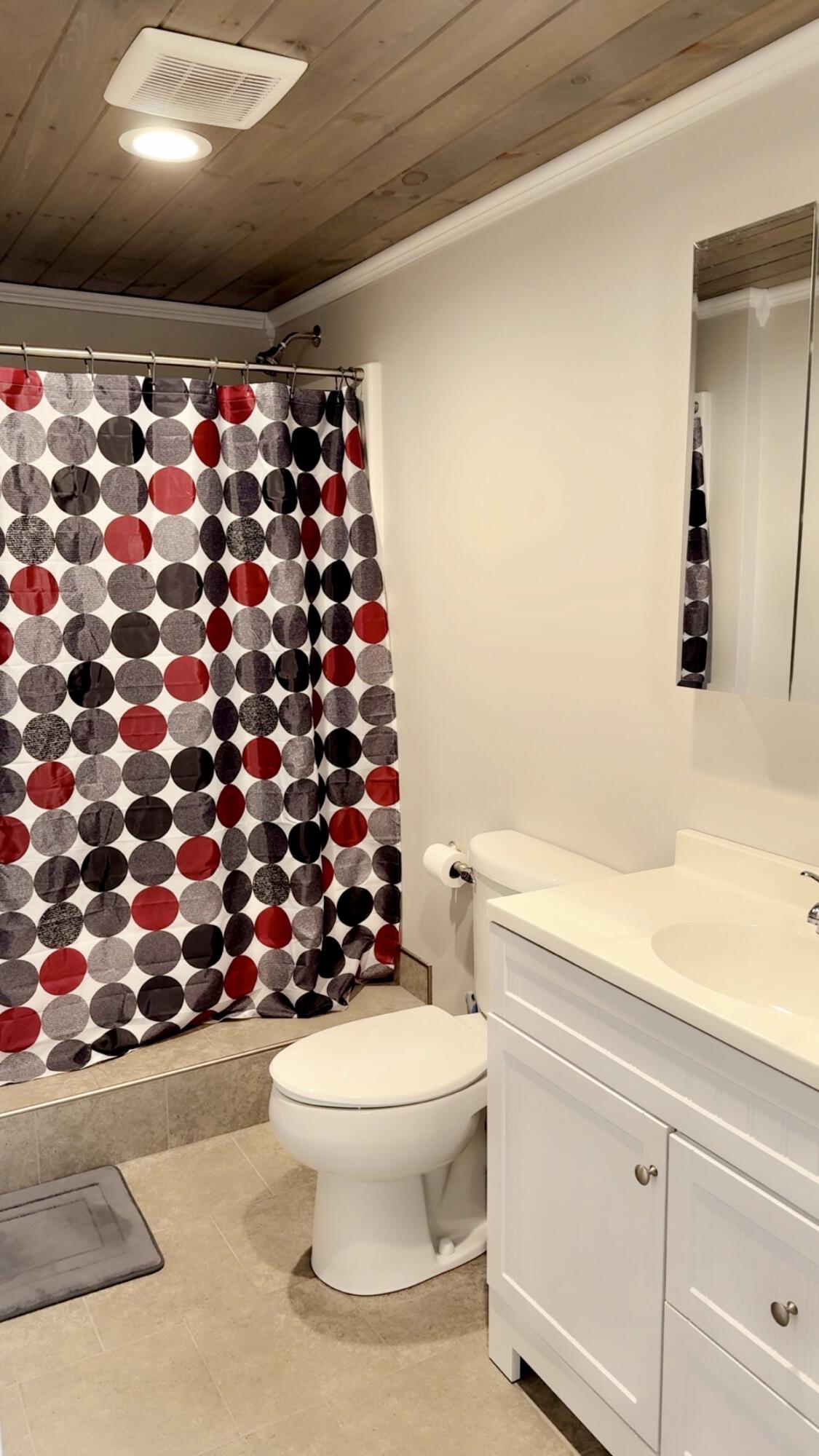 422 Champlain Street Van Buren, ME 04785 - Photo 76 of 100 IMG_1806