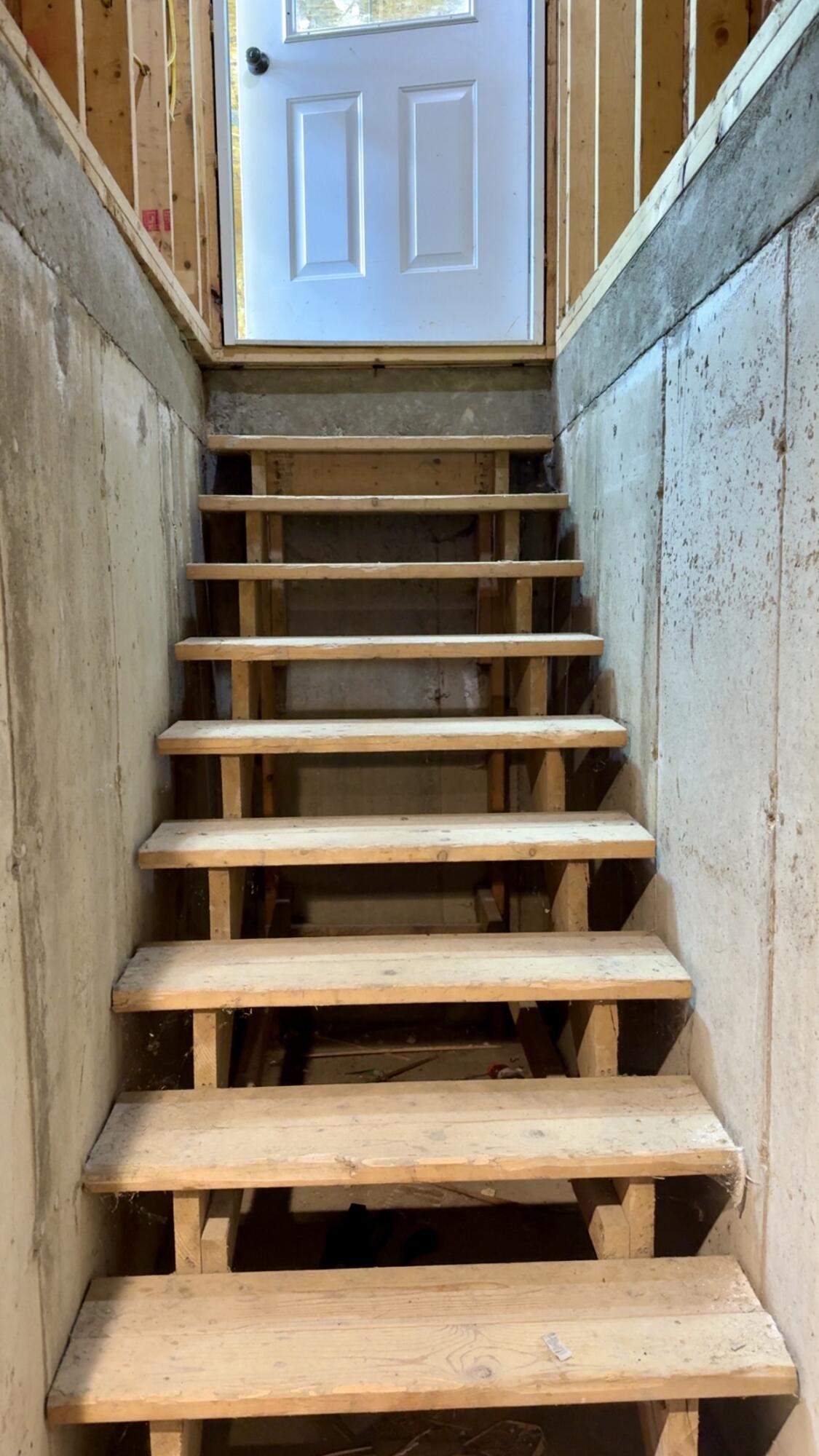 422 Champlain Street Van Buren, ME 04785 - Photo 82 of 100 IMG_1813