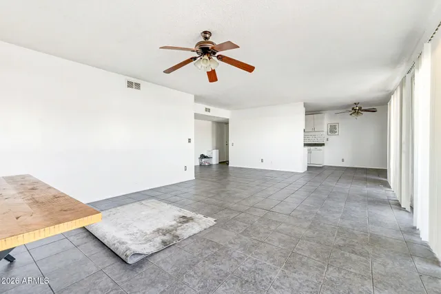 $1,700 | 6767 North 7th Street, Unit 217, Phoenix, AZ 85014