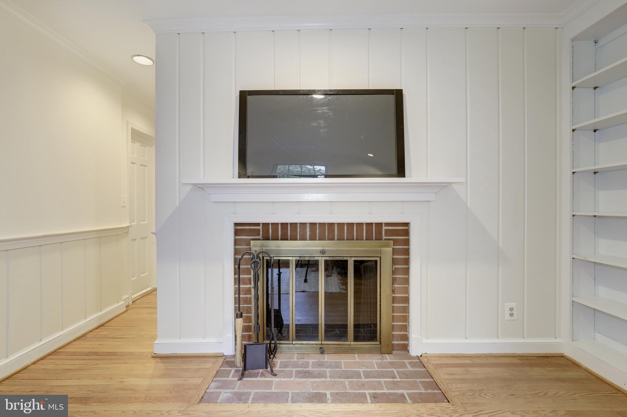 4610 Tournay Road Bethesda, MD 20816 - Photo 28 of 82 Fireplace in Sitting Room