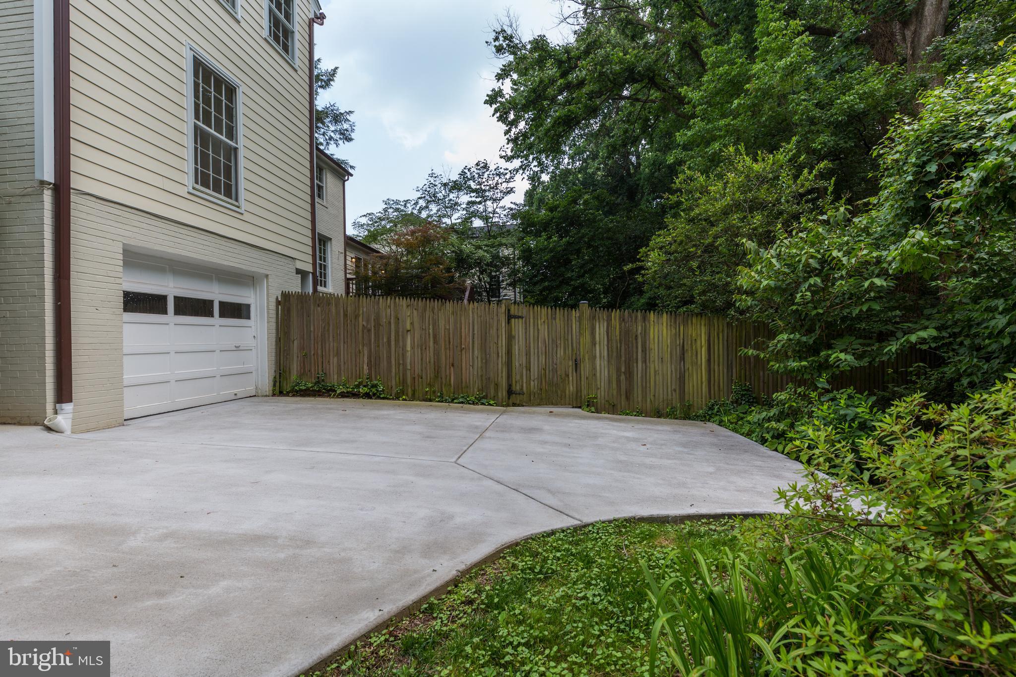 4610 Tournay Road Bethesda, MD 20816 - Photo 77 of 82 Driveway to Garage