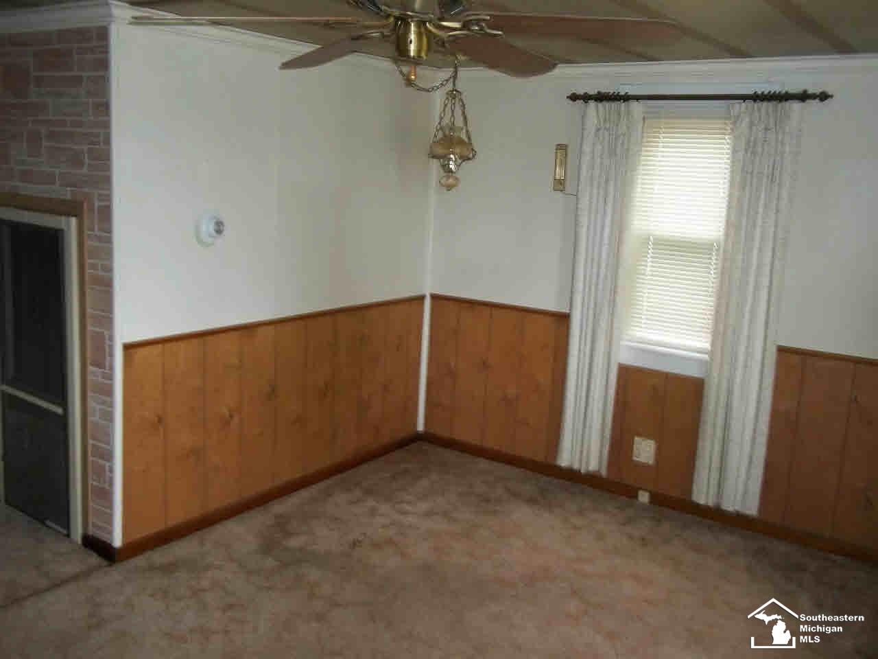 1975 Ida Maybee Road Monroe, MI 48162 - Photo 3 of 9 20448606-2.JPG