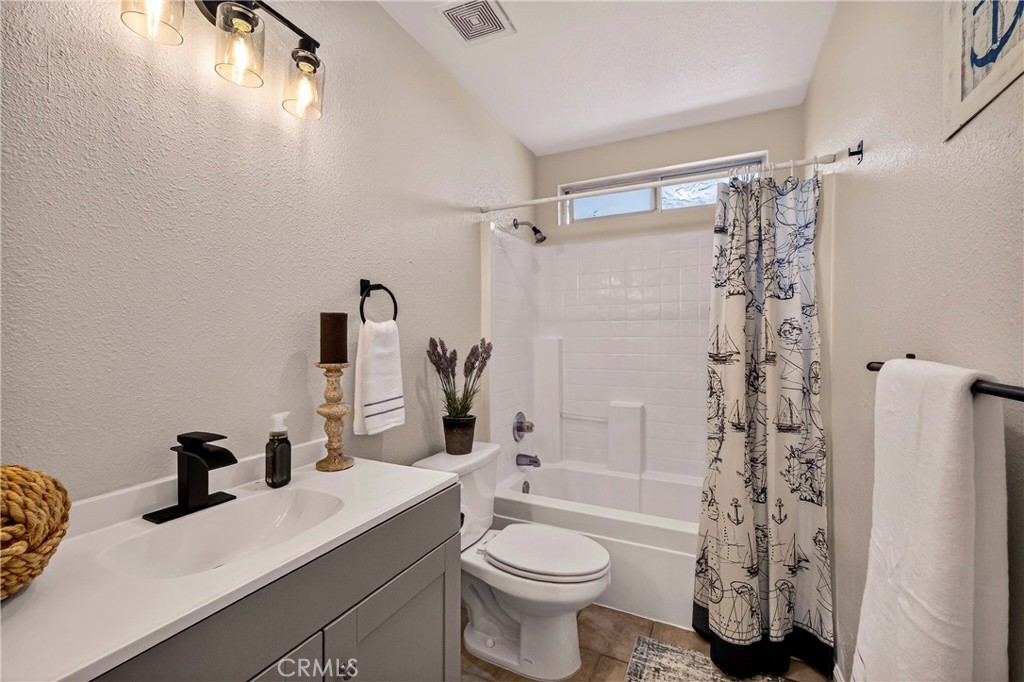 2150 Bar Triangle Street Chico, CA 95928 - Photo 29 of 41