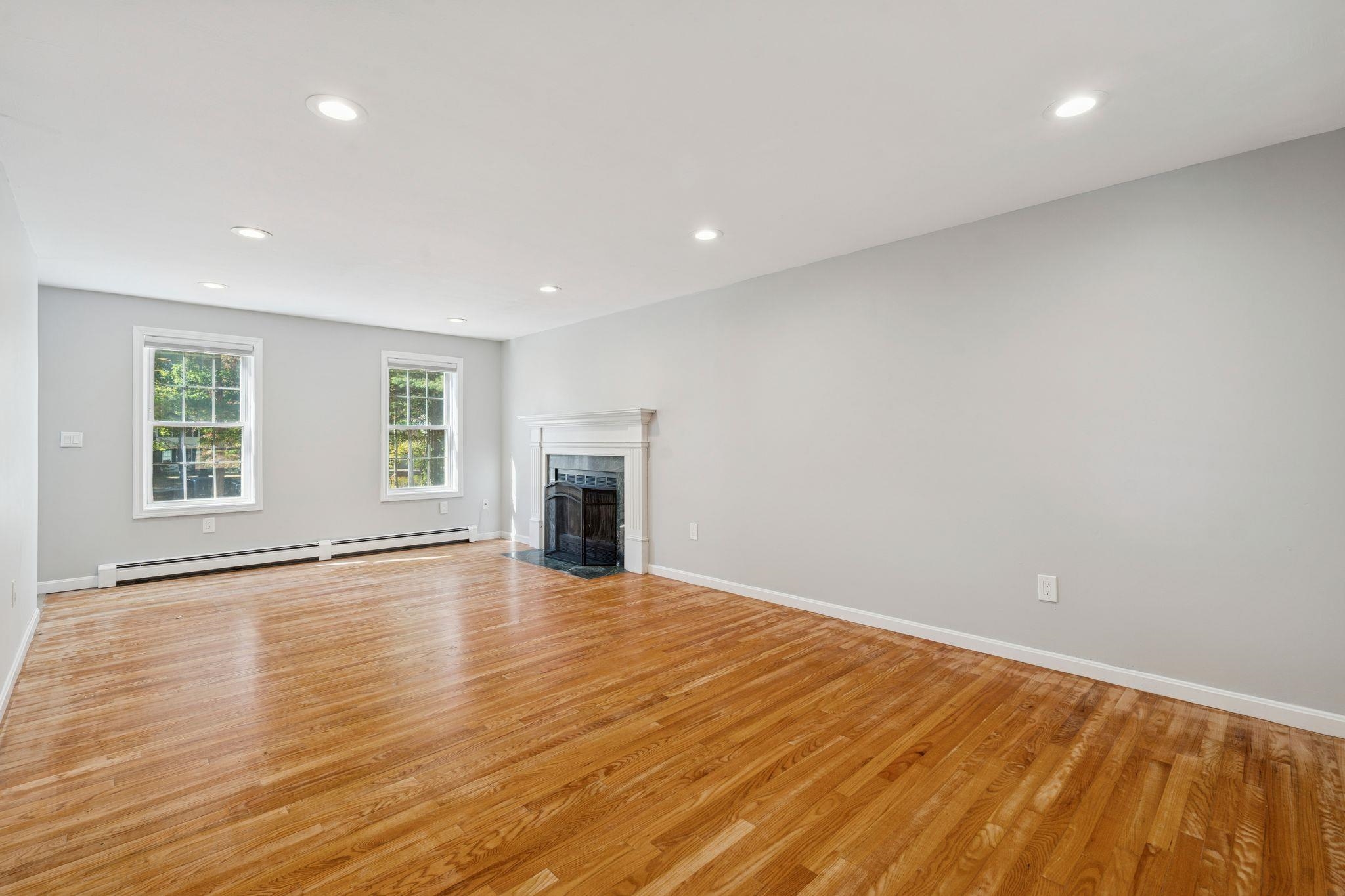 16 Captain Danforth Lane Amherst, NH 03031 - Photo 13 of 30