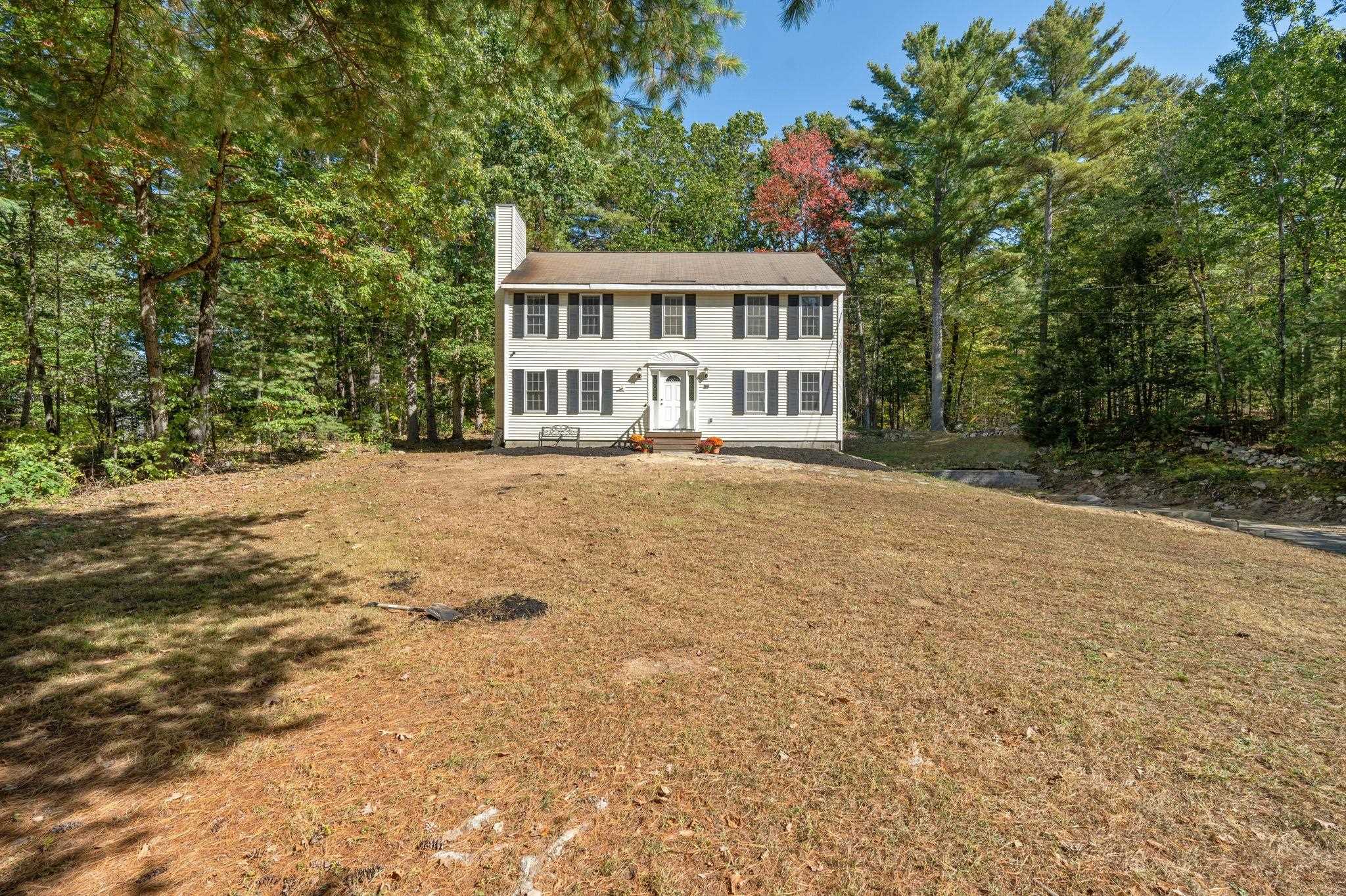 16 Captain Danforth Lane Amherst, NH 03031 - Photo 4 of 30