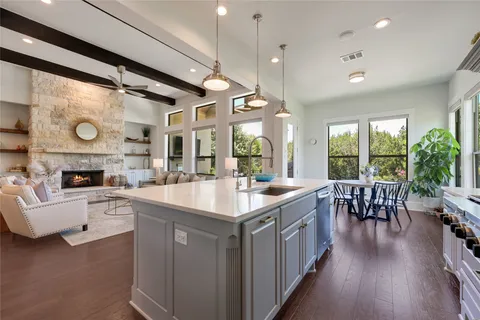 $1,375,000 | 802 Crestone Stream Drive, Lakeway, TX 78738