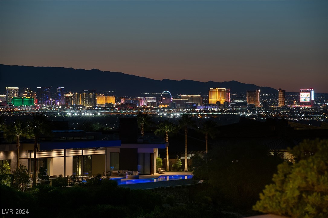 633 St Croix Street Henderson, NV 89012 - Photo 4 of 68 View