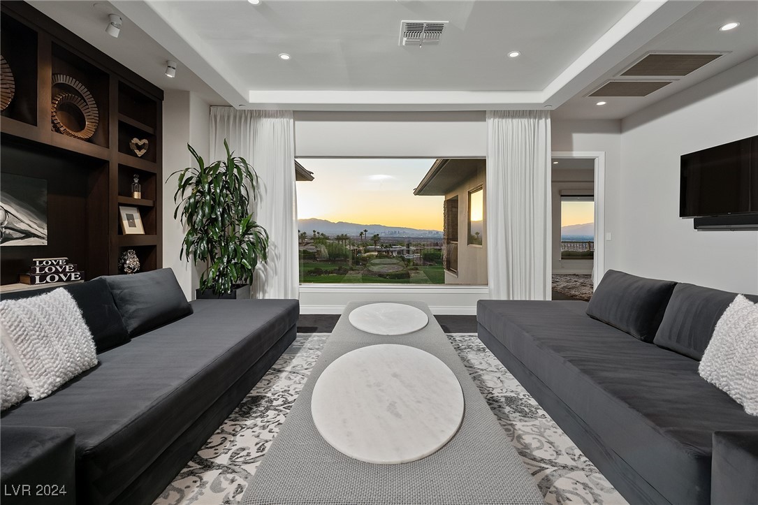 633 St Croix Street Henderson, NV 89012 - Photo 41 of 68 Loft