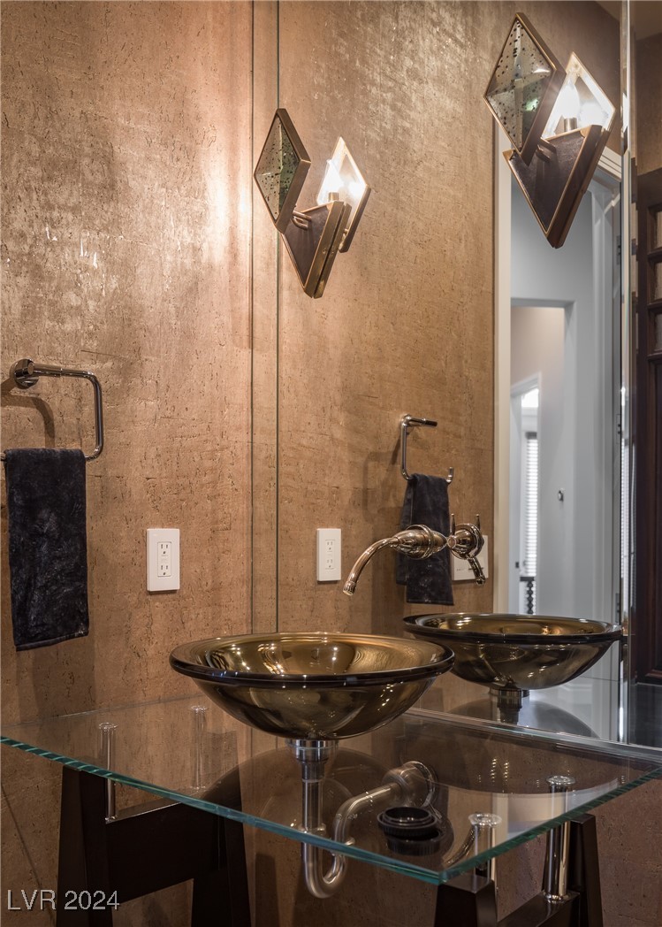 633 St Croix Street Henderson, NV 89012 - Photo 63 of 68 Powder room