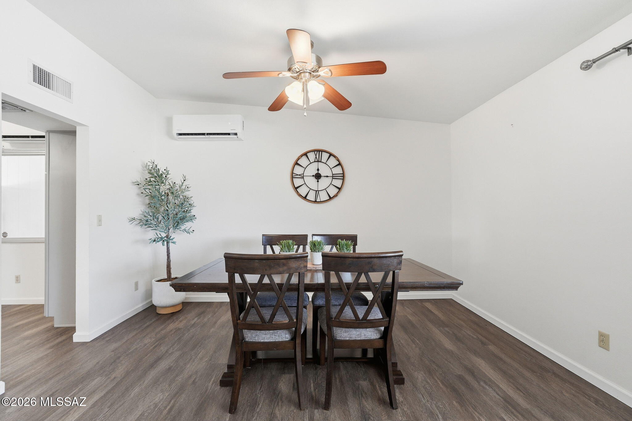 8812 East Mcclellan Street Tucson, AZ 85710 - Photo 12 of 42 Dining Area