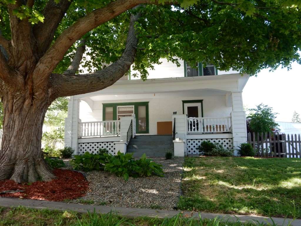 111 East 3rd Street Riverside, IA 52327 - Photo 2 of 25 Gallery Image 2