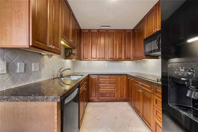 $999,000 | 2999 East Ocean Boulevard, Unit 1730, Long Beach, CA 90803