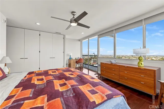 $999,000 | 2999 East Ocean Boulevard, Unit 1730, Long Beach, CA 90803