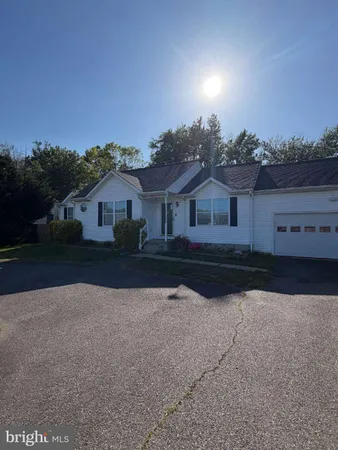$2,550 | 11016 Leavells Road, Fredericksburg, VA 22407