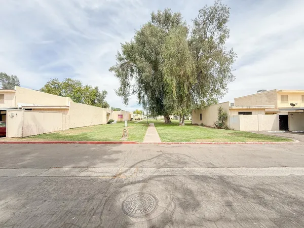 $1,695 | 4440 West Solano Drive North, Glendale, AZ 85301