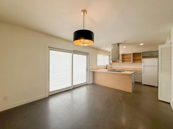 $1,695 | 4440 West Solano Drive North, Glendale, AZ 85301