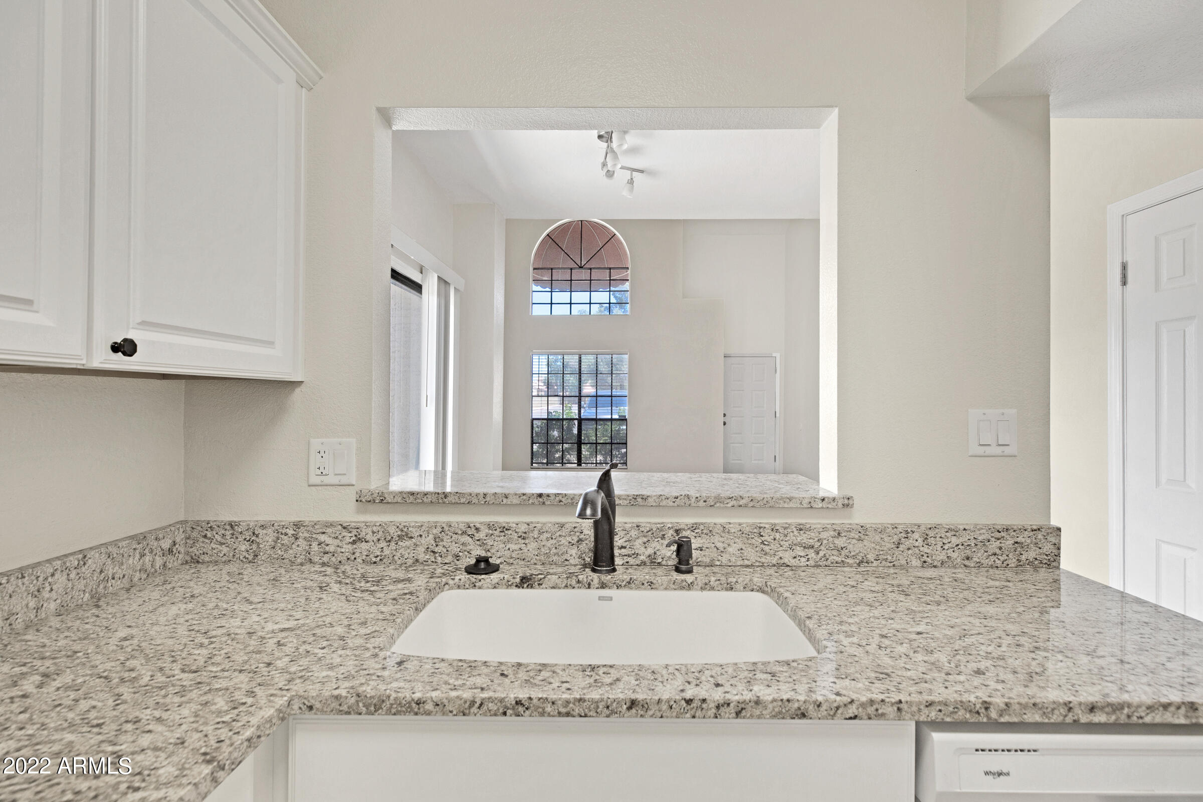 1126 West Elliot Road, Unit 1015 Chandler, AZ 85224 - Photo 10 of 19 1126 W Elliot Rd #1015-10