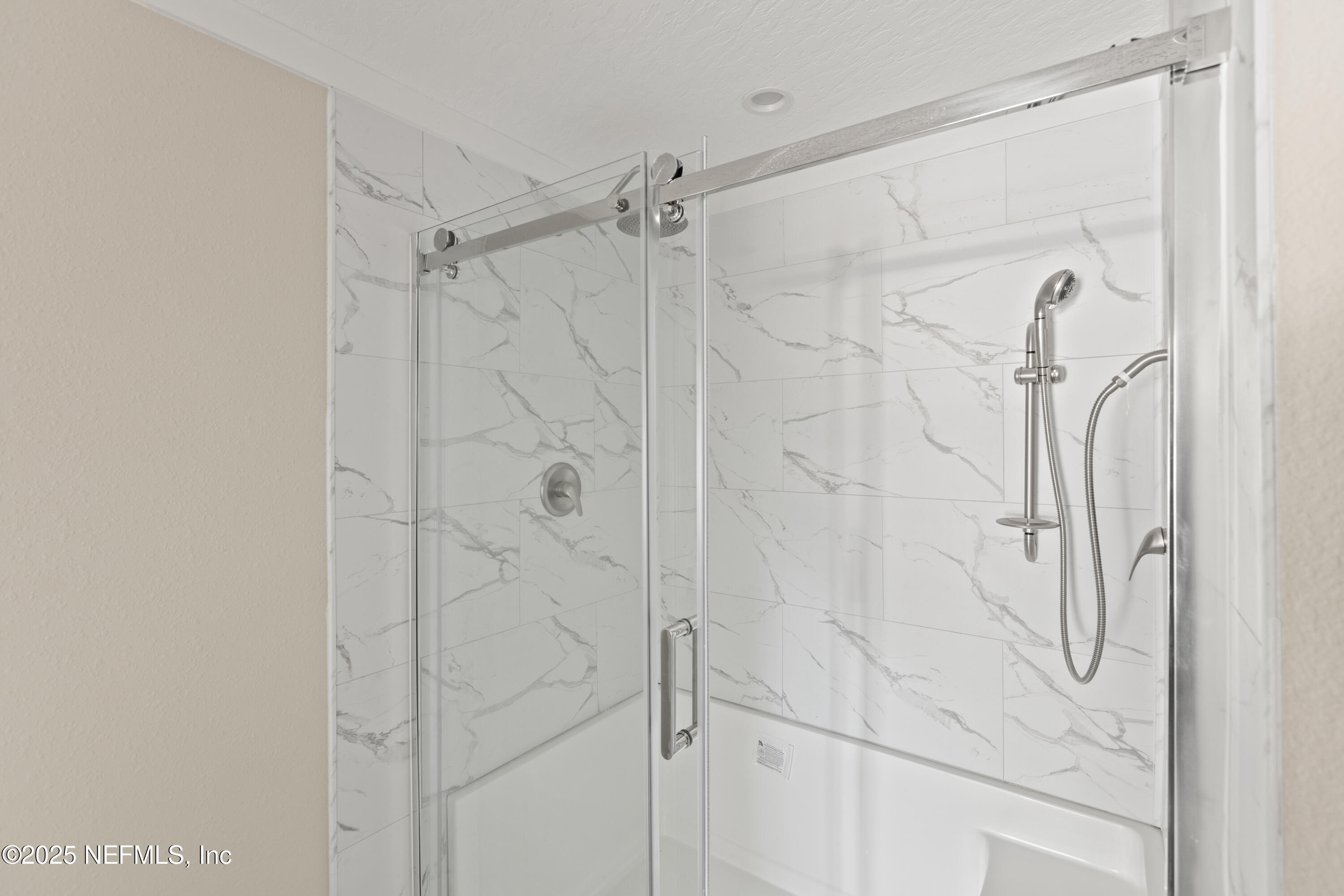 6012 Indian Trail Keystone Heights, FL 32656 - Photo 37 of 61 a bathroom with a shower