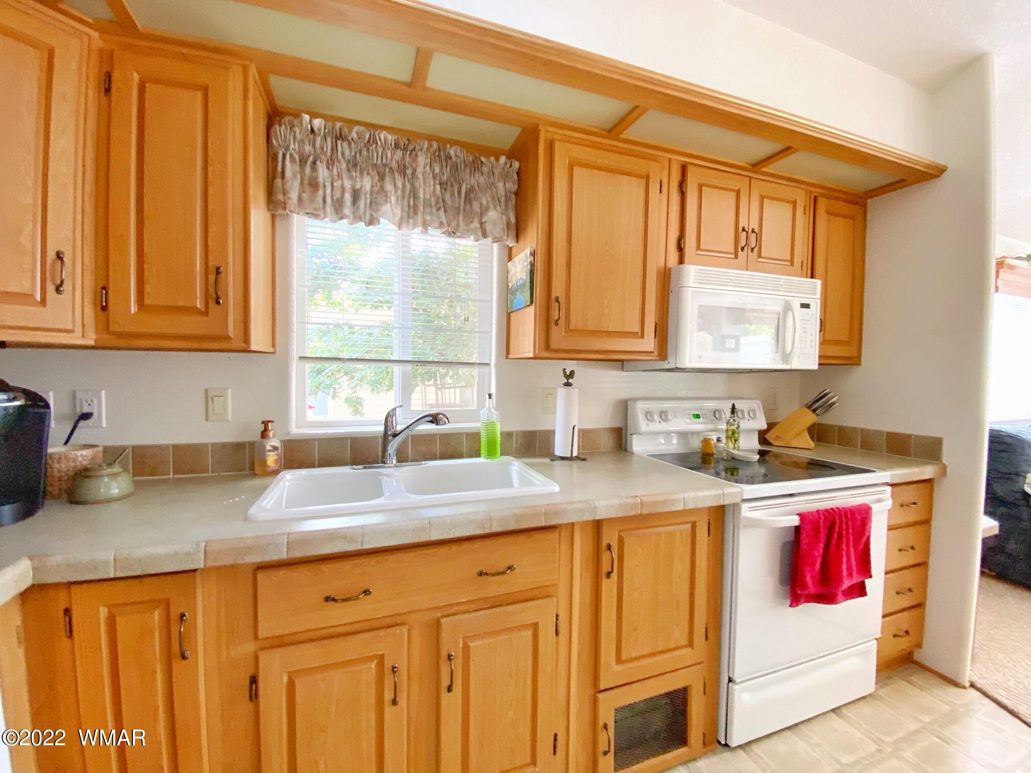 2232 Rodeo Road Overgaard, AZ 85933 - Photo 15 of 20 Gallery Image 15