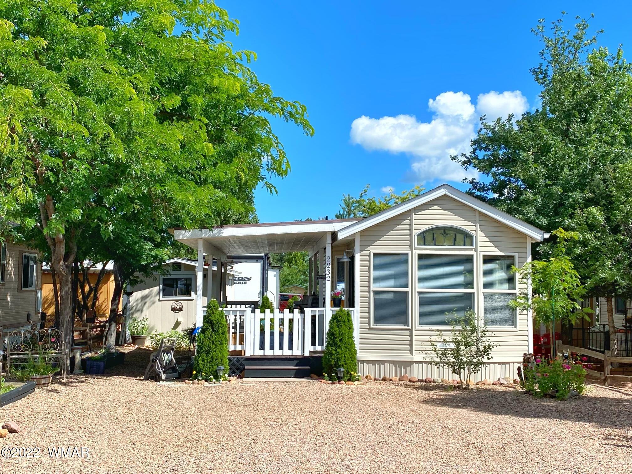 2232 Rodeo Road Overgaard, AZ 85933 - Photo 2 of 20 Gallery Image 2