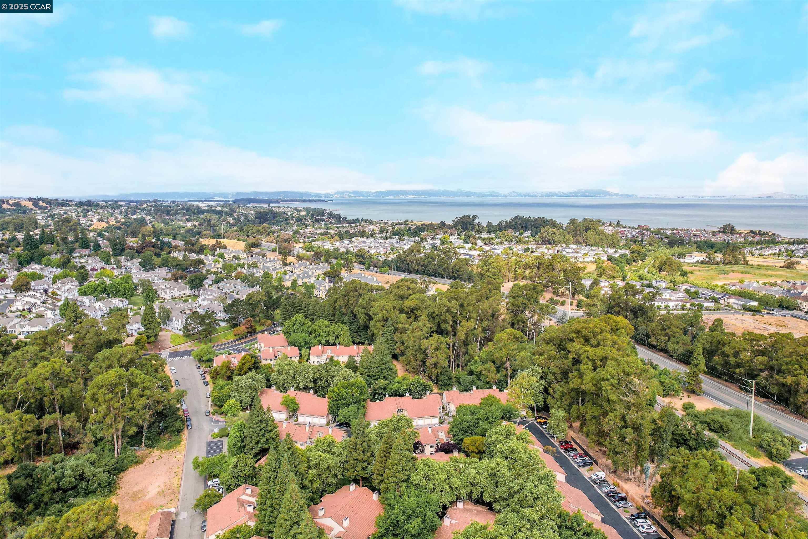 1407 Forest Run Hercules, CA 94547 - Photo 33 of 40