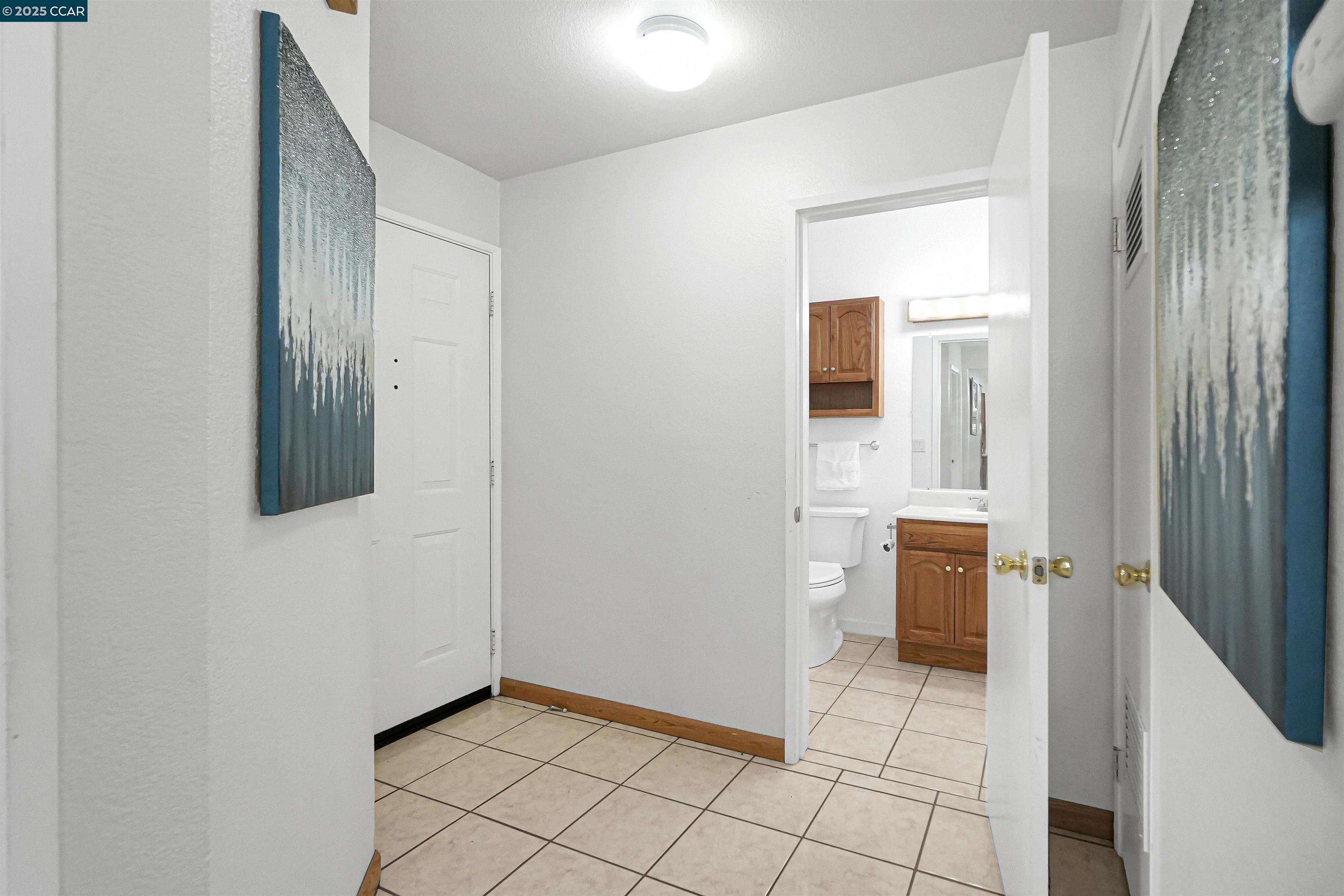 1407 Forest Run Hercules, CA 94547 - Photo 8 of 40