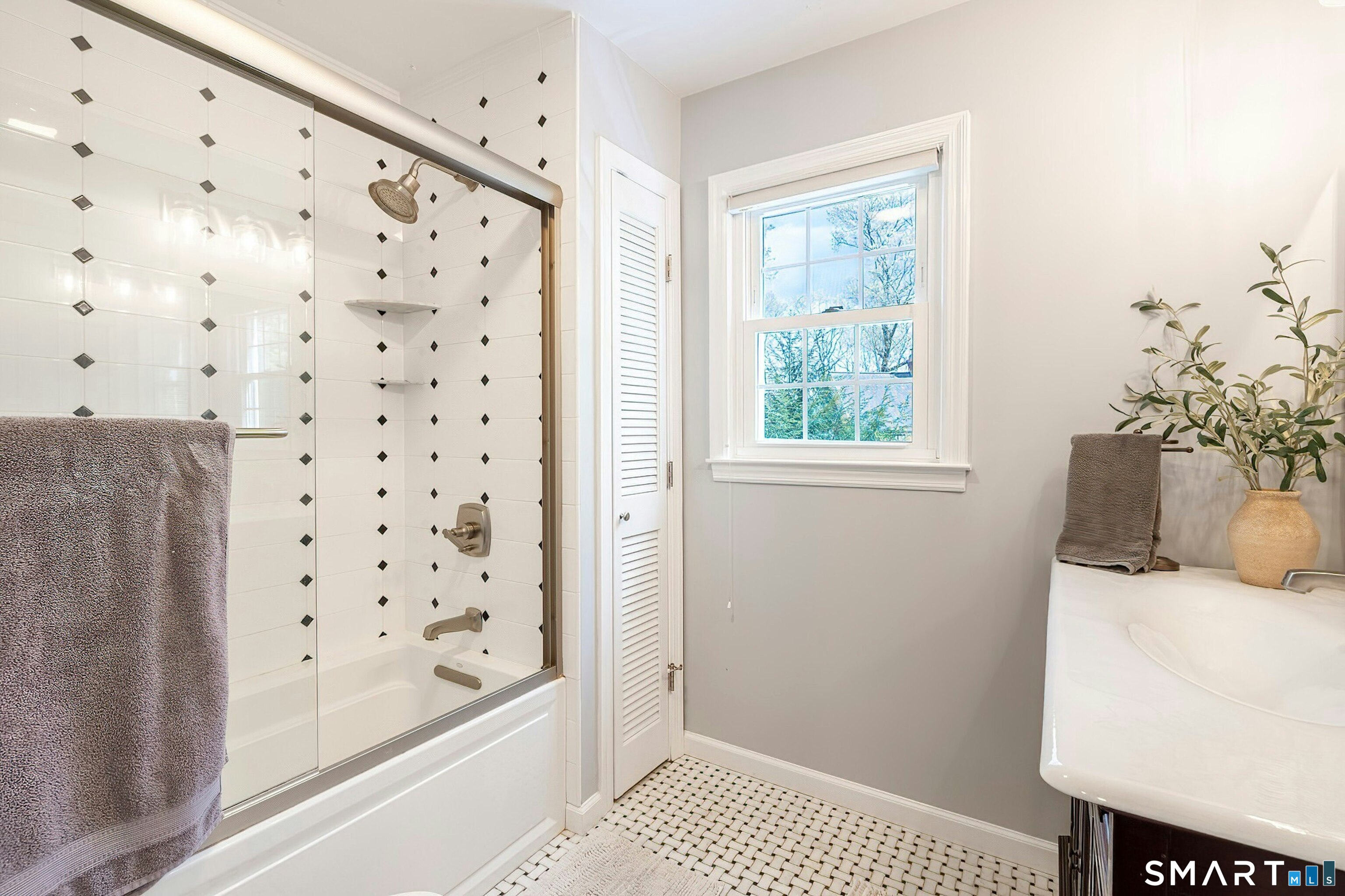 59 Rising Ridge Road Ridgefield, CT 06877 - Photo 30 of 40
