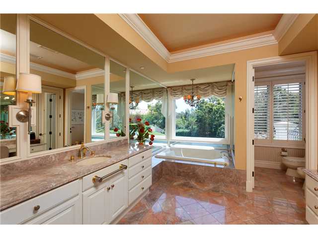 17533 Los Morros Rancho Santa Fe, CA 92067 - Photo 13 of 25