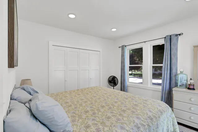 $374,000 | 802 South Garden Street, Lake City, MN 55041