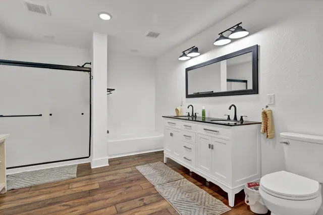 $374,000 | 802 South Garden Street, Lake City, MN 55041