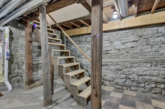 $374,000 | 802 South Garden Street, Lake City, MN 55041