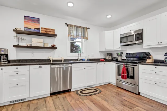 $374,000 | 802 South Garden Street, Lake City, MN 55041