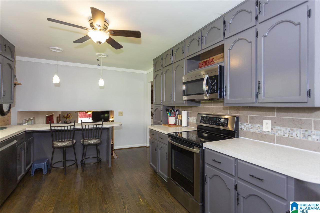 6595 Julia Circle Leeds, AL 35094 - Photo 8 of 24