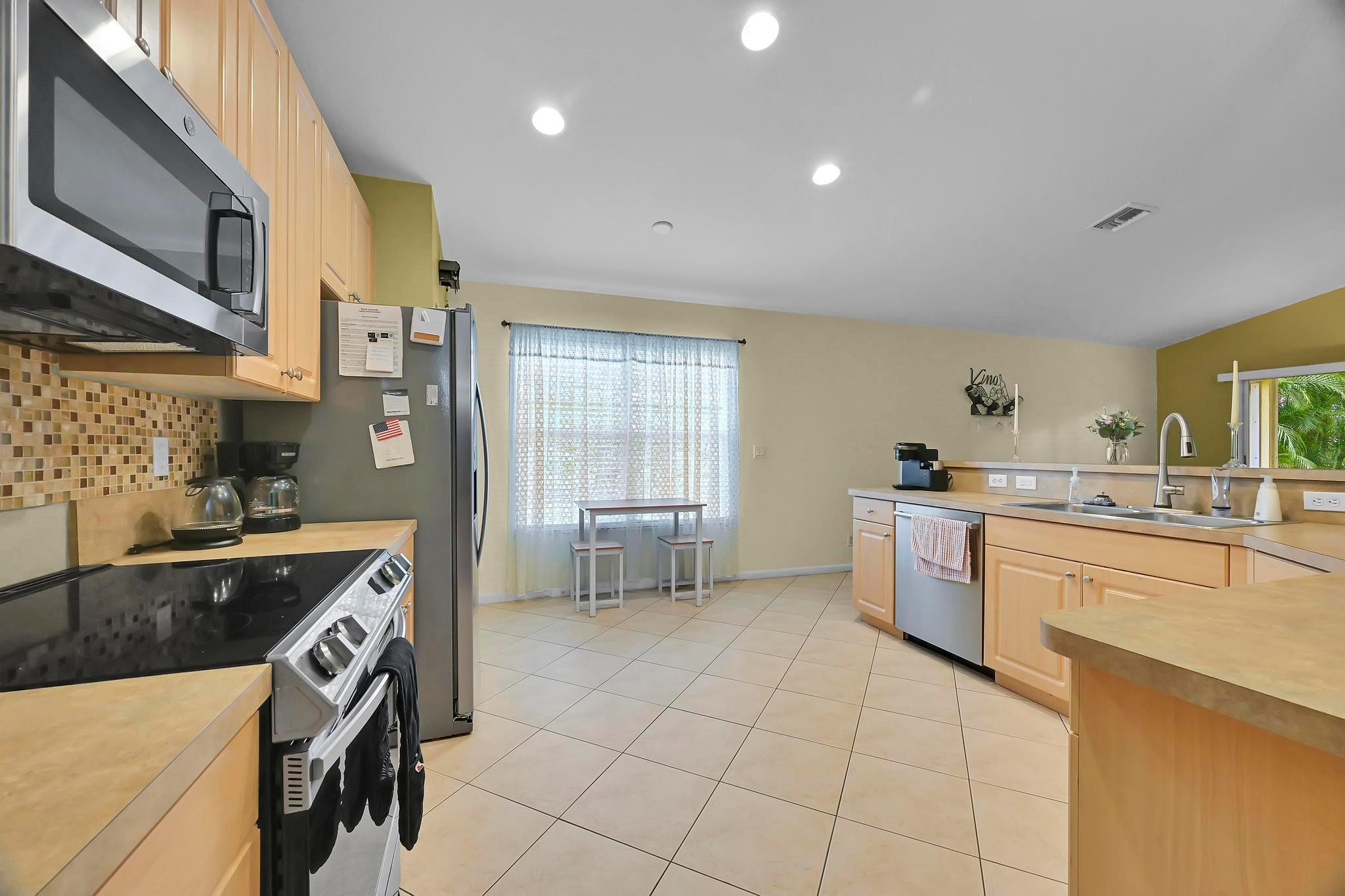 2870 Southwest Versailles Terrace Stuart, FL 34997 - Photo 35 of 42 Photo 35