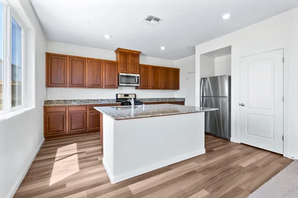 $521,900 | 5691 Sunhaven Street, Marysville, CA 95901