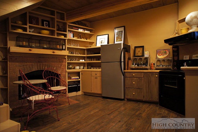 254 Cobbs Creek Road Boone, NC 28607 - Photo 23 of 24 Gallery Image 23