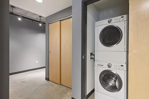 $3,295 | 730 North 4th Street, Unit 112, Minneapolis, MN 55401