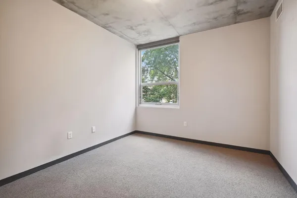 $3,295 | 730 North 4th Street, Unit 112, Minneapolis, MN 55401
