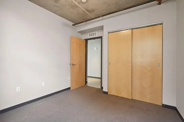 $3,295 | 730 North 4th Street, Unit 112, Minneapolis, MN 55401