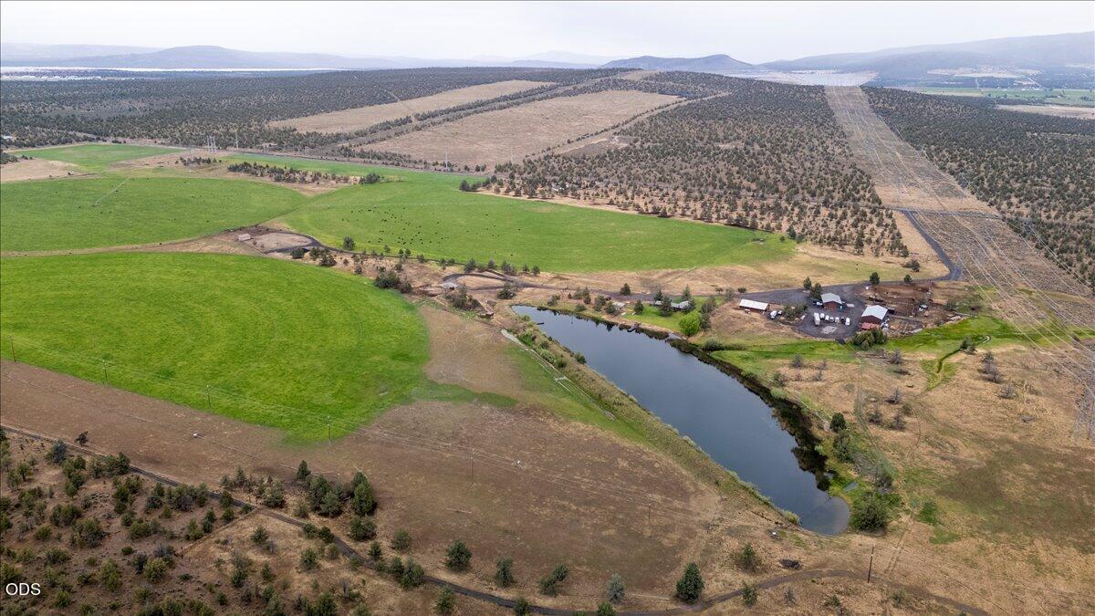 7995 Southwest Houston Lake Road Powell Butte, OR 97753 - Photo 1 of 70