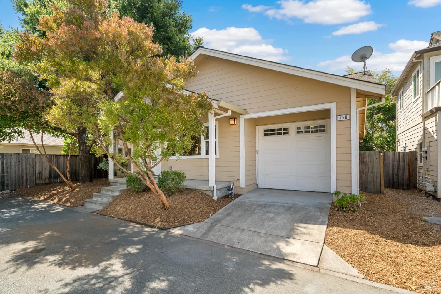 760 Zuur Street Santa Rosa, CA 95401 - Photo 2 of 61