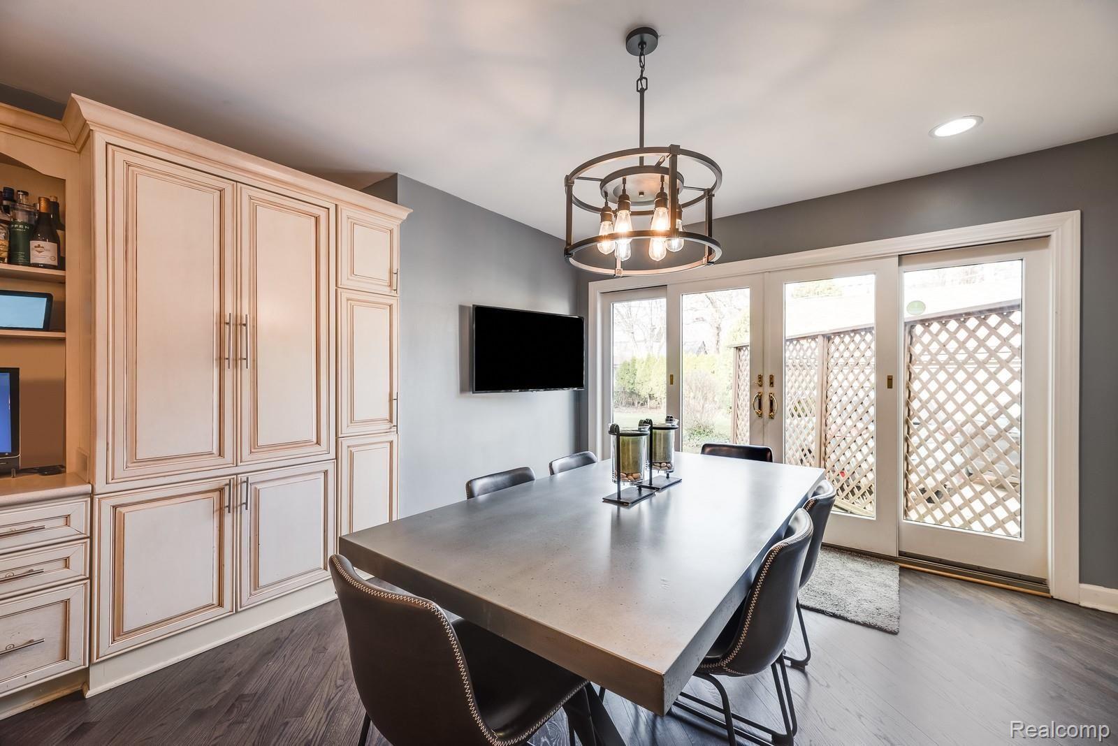 518 Barrington Road Grosse Pointe, MI 48230 - Photo 13 of 63 13__DSC9023_mls.jpg