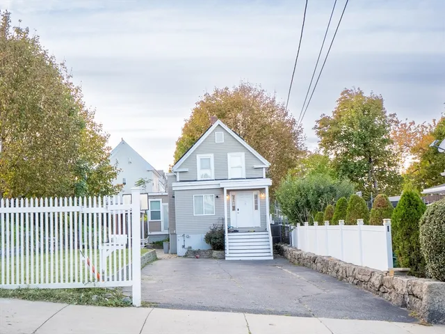 a view of house and outdoor space