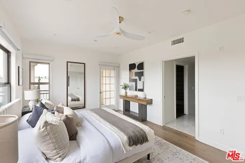 $2,095,000 | 432 South Willaman Drive, Unit 401, Los Angeles, CA 90048