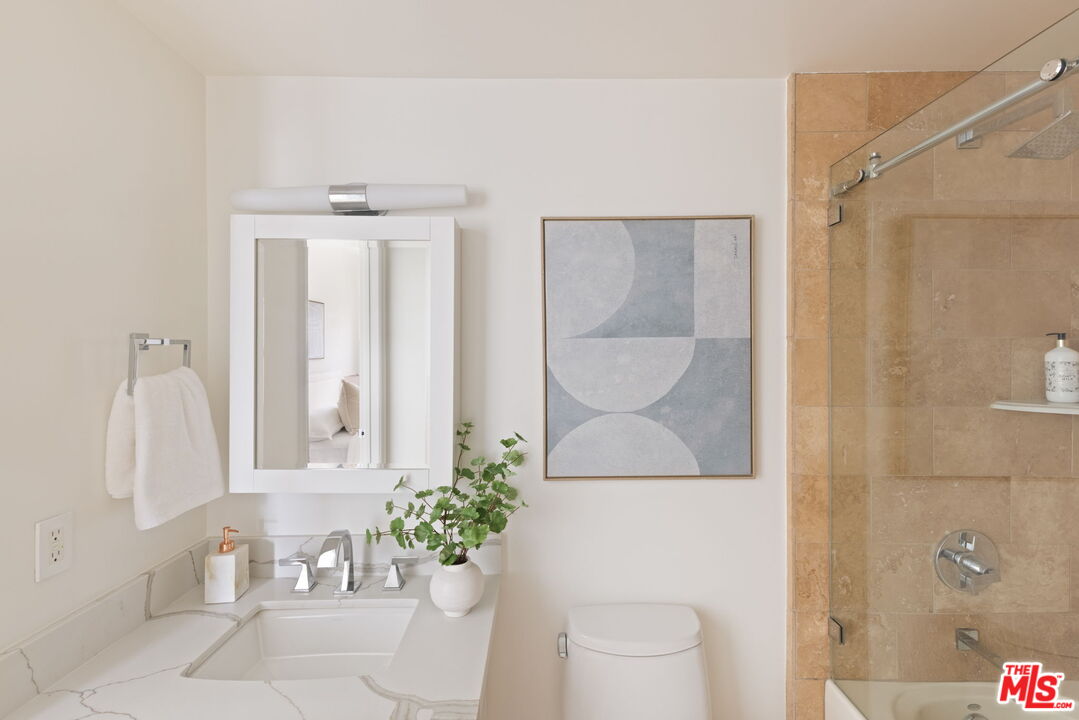 432 South Willaman Drive, Unit 401 Los Angeles, CA 90048 - Photo 23 of 30