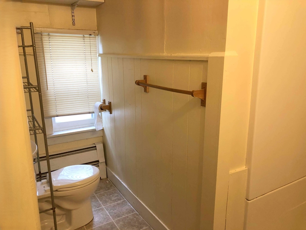 697 Main Street, Unit 3 Amherst, MA 01002 - Photo 10 of 16